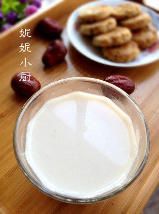 Red Dates and Peanut Soy Milk recipe