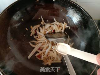 Stir-fried Cabbage Stem recipe