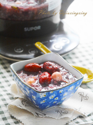 Health Congee with Red Dates and Lotus Seeds