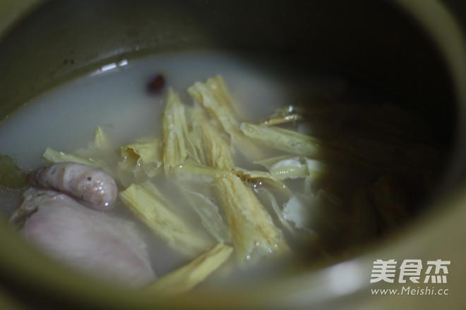 Ginkgo Beancurd Pork Belly Soup recipe