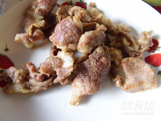 Pork Slices Wrapped in Hot Pepper Pot recipe