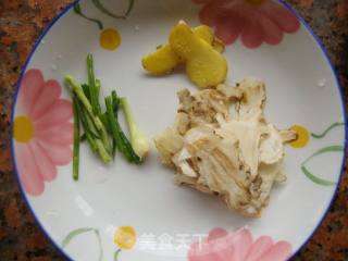 Stewed Chicken with Angelica recipe