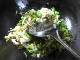 Stir-fried Leishan with Pickled Vegetable and Broad Beans recipe