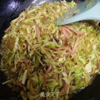 Stir-fried Noodles with Cabbage recipe