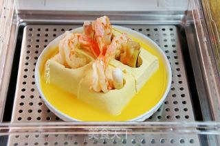 Steamed Custard with Anchovy Prawns, Tofu and Matsutake recipe