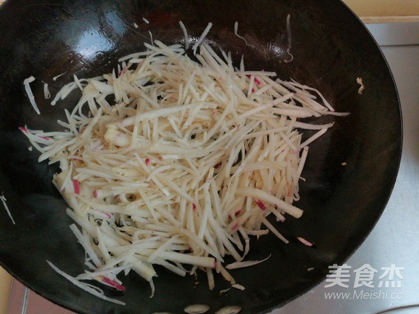 Radish Stewed Seafood recipe