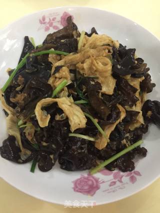 Fried Yuba with Cloud Ears recipe