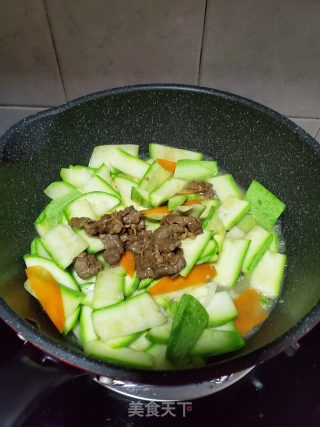 Stir-fried Beef with Jade Melon recipe