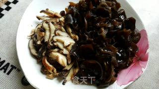 #信之美木耳试吃#black Fungus Meatball Soup recipe