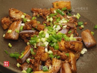 Fish-flavored Eggplant: Appetizing Home Cooking recipe