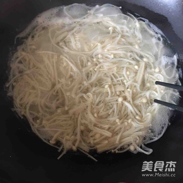 Enoki Mushroom with Scallion Oil recipe