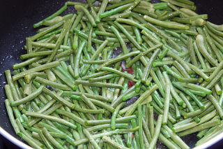 Dry Stir-fried Cowpeas recipe