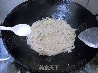 Vegetarian Stir-fried Ten Coriander recipe