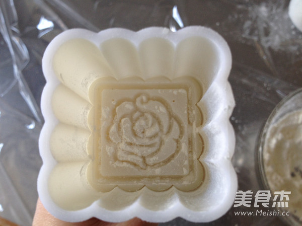 Durian Snowy Mooncake recipe