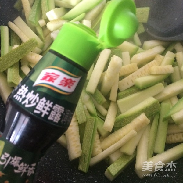 Zucchini Stir-fry recipe