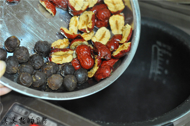 Three-meter Longan Porridge recipe