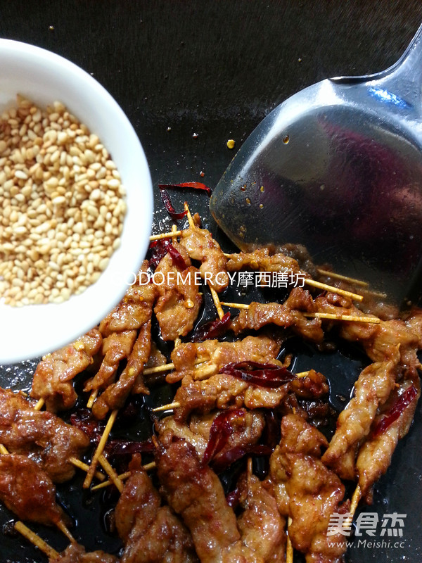 Dominate The Summer Supper with Fennel and Cumin Toothpick Beef recipe