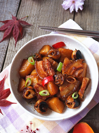 Braised Cuttlefish with Pork Belly recipe