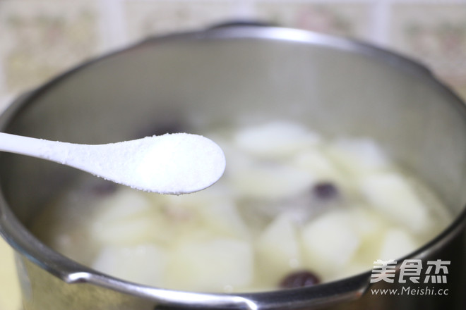 Radish Lamb Soup recipe