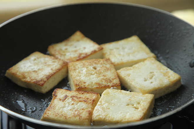 Grilled Tofu with Fresh Morels recipe