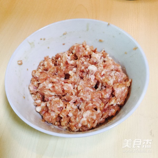 Steamed Meat Cake with Mei Cai recipe