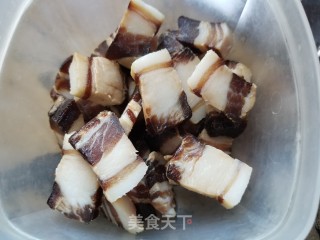 Stir-fried Cauliflower with Bacon and Tomato recipe