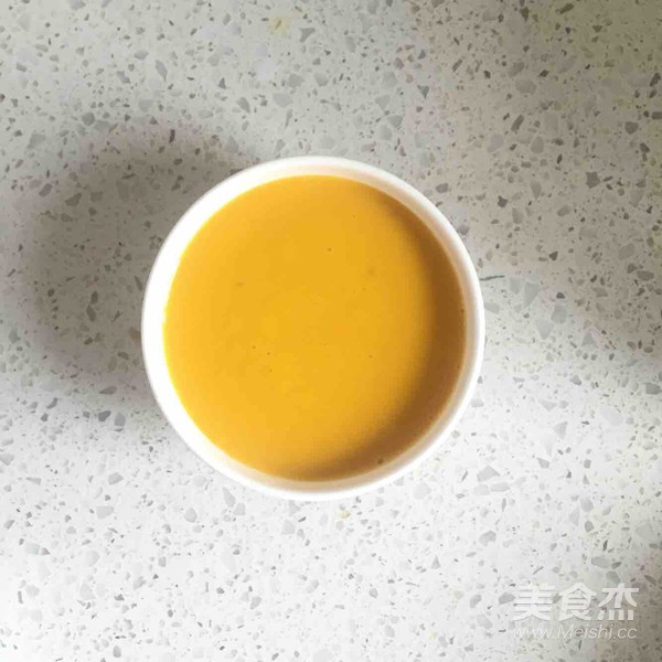 Salted Egg Yolk Creamy Pumpkin Soup recipe