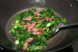 Stir-fried Chinese Kale with Wine Sausage recipe