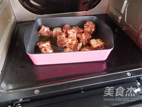 Black Pepper Ribs Rice recipe