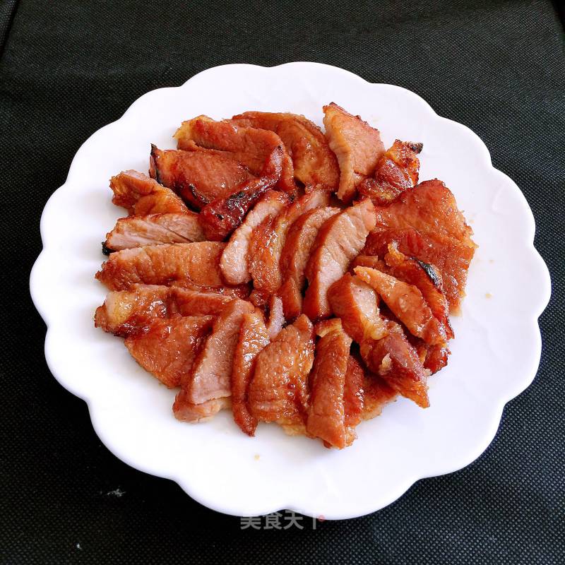"autumn Nourishing Yin and Nourishing Lungs" Cantonese-style Roasted Barbecued Pork with Honey