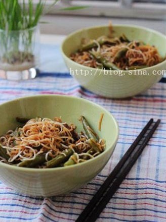 Braised Noodles with Beans recipe