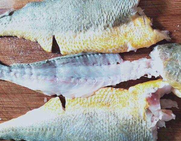 Yellow Croaker Noodle recipe