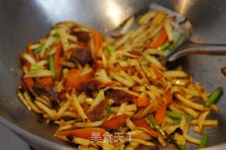 Stir-fried Rice White with Dried Intestines recipe