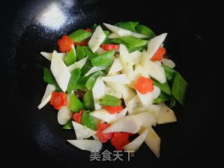 Stir-fried Wild Rice with Snow Peas recipe