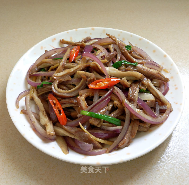 Fried Pork Belly with Onions recipe