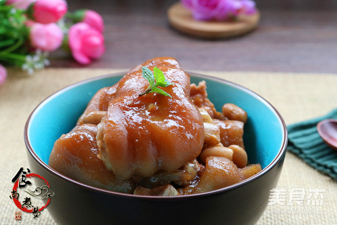 Peanut Pot Pork Knuckles recipe