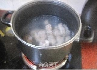 Lotus Root Pork Ribs Soup recipe