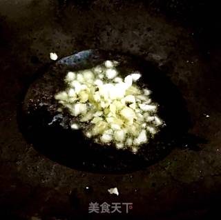 [dalian] Stir-fried Sea Hare with Leek recipe