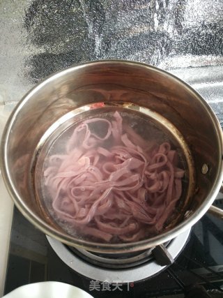 Suzaozi Purple Sweet Potato Hand Rolled Noodles recipe