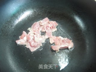 Health-preserving and Health-care Vegetables in Autumn-fried Pork Slices with Okra recipe