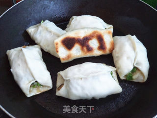 Haimi Leek Stuffed Pot Stickers recipe