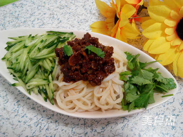 Spicy Beef Sauce Noodles recipe