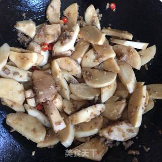 Fried Pleurotus Eryngii and Green Pepper recipe