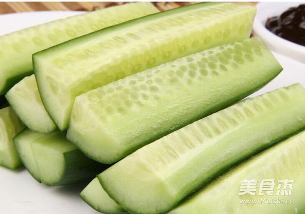 Whitening and Moisturizing Cucumber Juice recipe