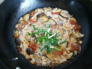 Tomato and Mushroom Egg Soup recipe