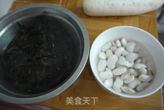 Seaweed Pork Ribs Soup recipe