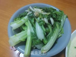 Stir-fried Cabbage Heart with Garlic recipe