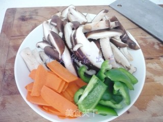 Mushrooms and Carrots in Oyster Sauce recipe