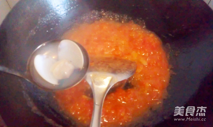 Tomato White Shell Soup recipe