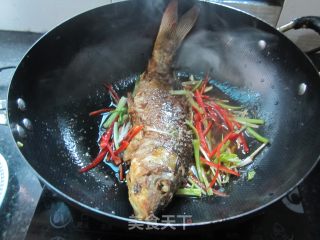 Braised Carp in New Year's Eve ----- Ninth Course recipe